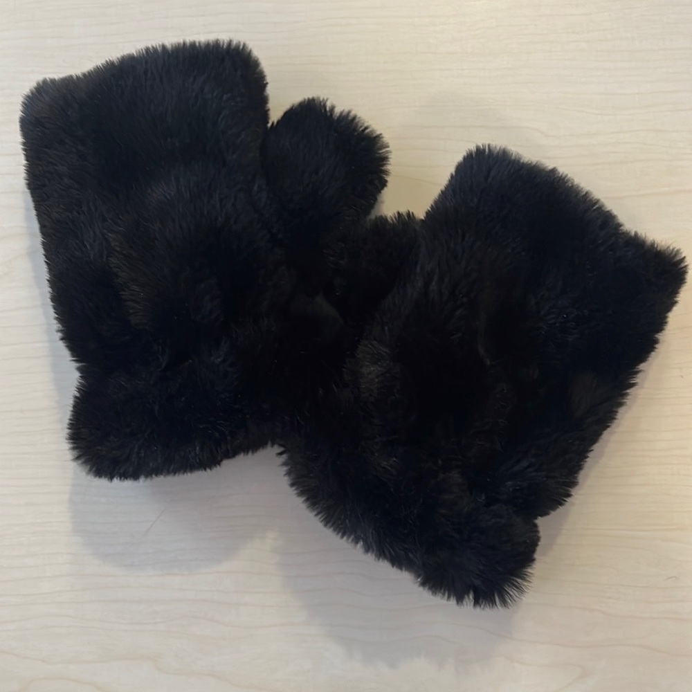 Rachel Zoe Fingerless Faux Fur Gloves